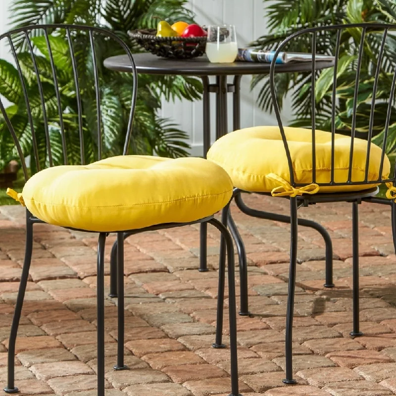 Driftwood 18-inch Round Outdoor Yellow Bistro Chair Cushion (Set of 2) by Havenside Home - 18w x 18l