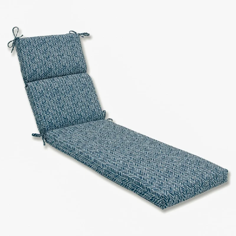 Pillow Perfect Outdoor/ Indoor Herringbone Ink Blue Chaise Lounge Cushion