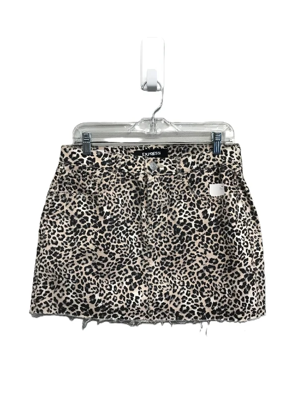 Animal Print Shorts By Express, Size: 8