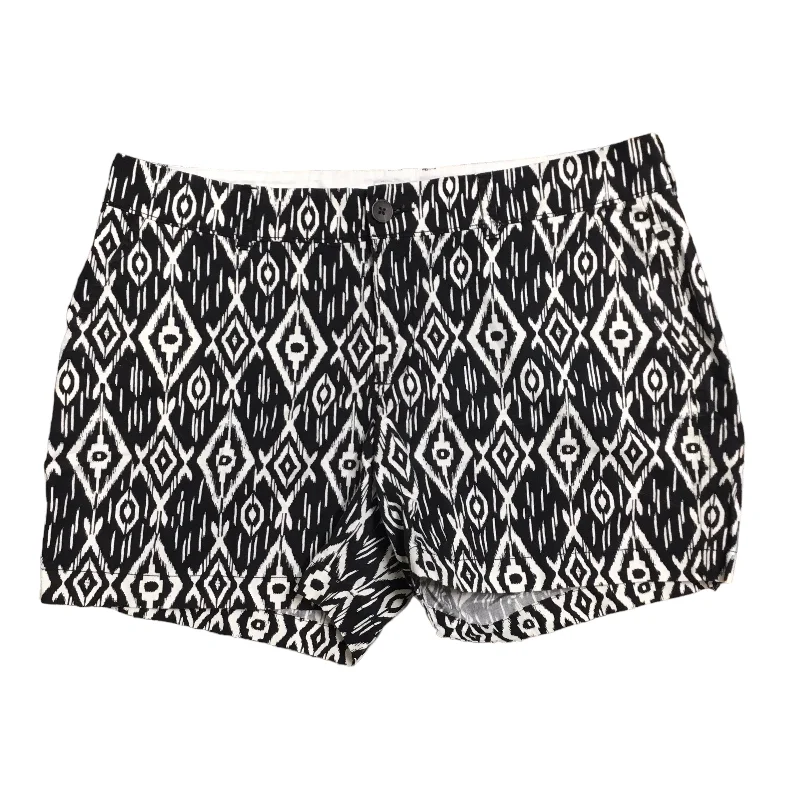 Black & White Shorts Old Navy, Size 10