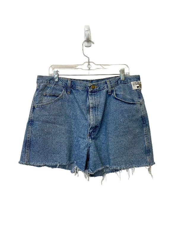 Blue Denim Shorts Wrangler, Size 16