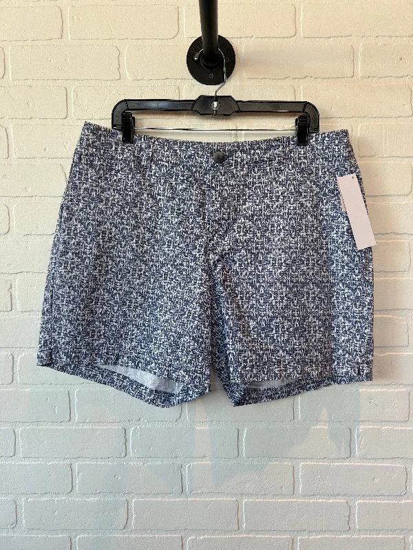 Blue & White Shorts Lee, Size 16