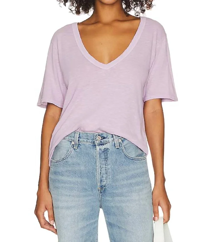 Cecilie Relaxed V Neck Top In Lavender