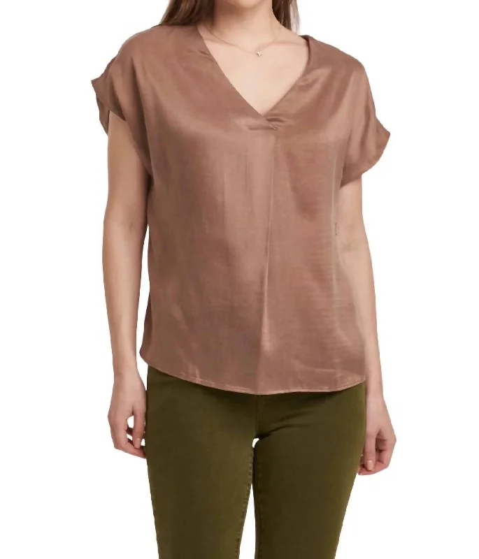 Kristen V-Neck Top In Toasted