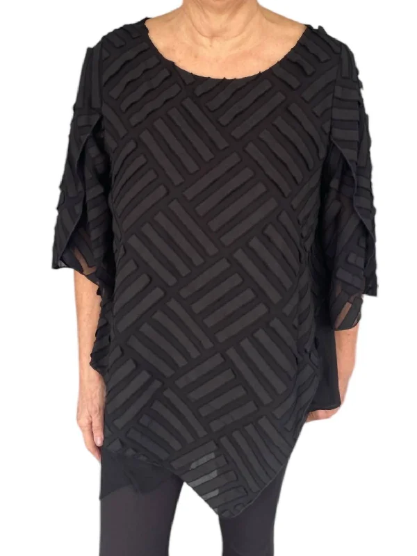 Made My Way Tunic Top In Black