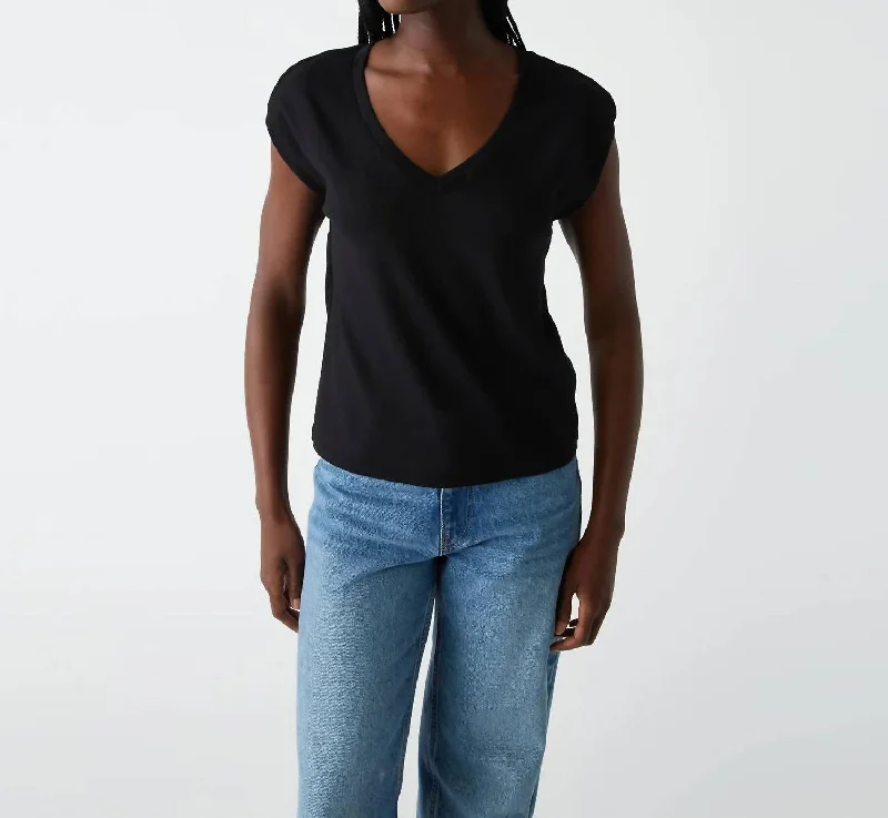 Tati V-Neck Top In Black